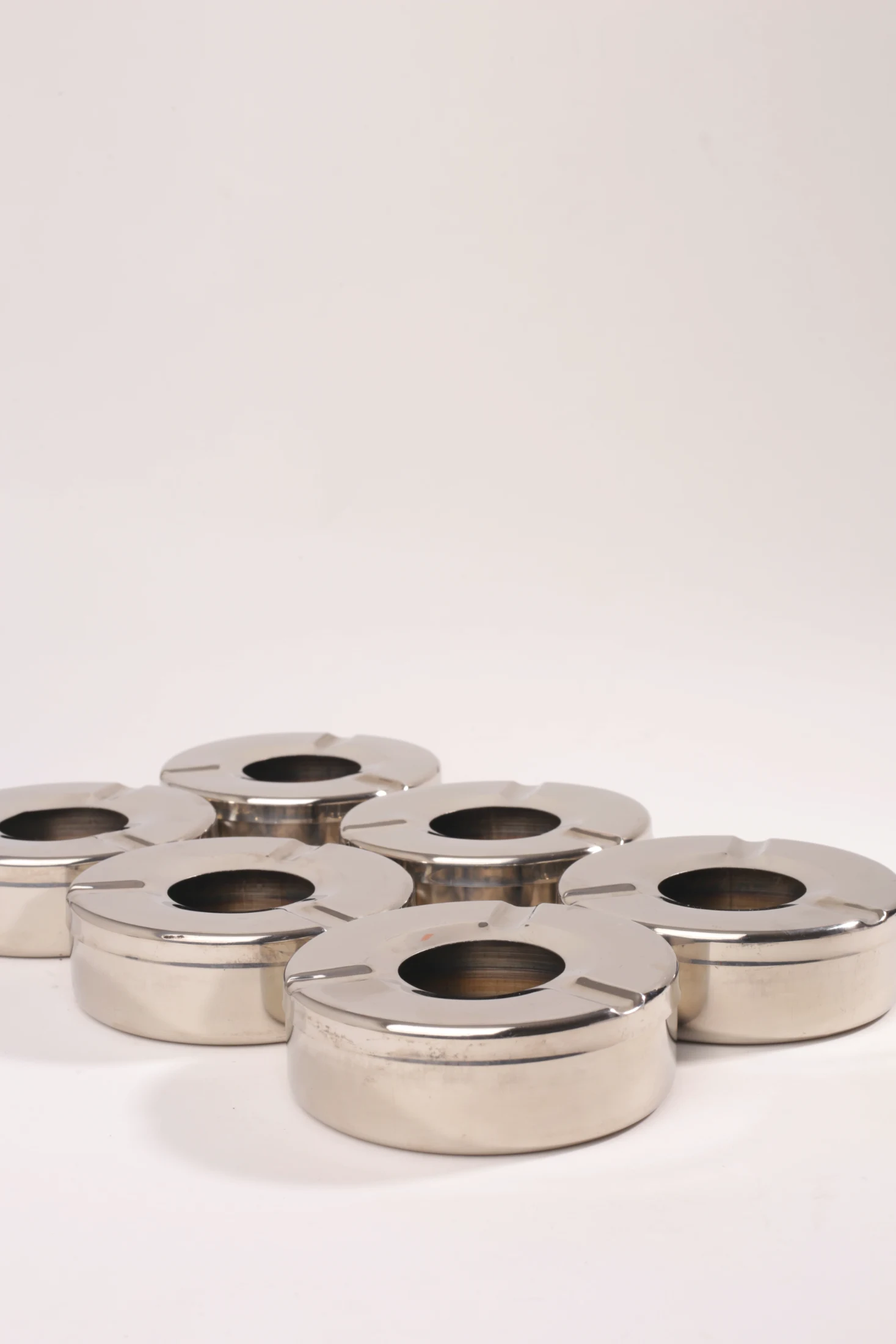 Cinzeiro metal