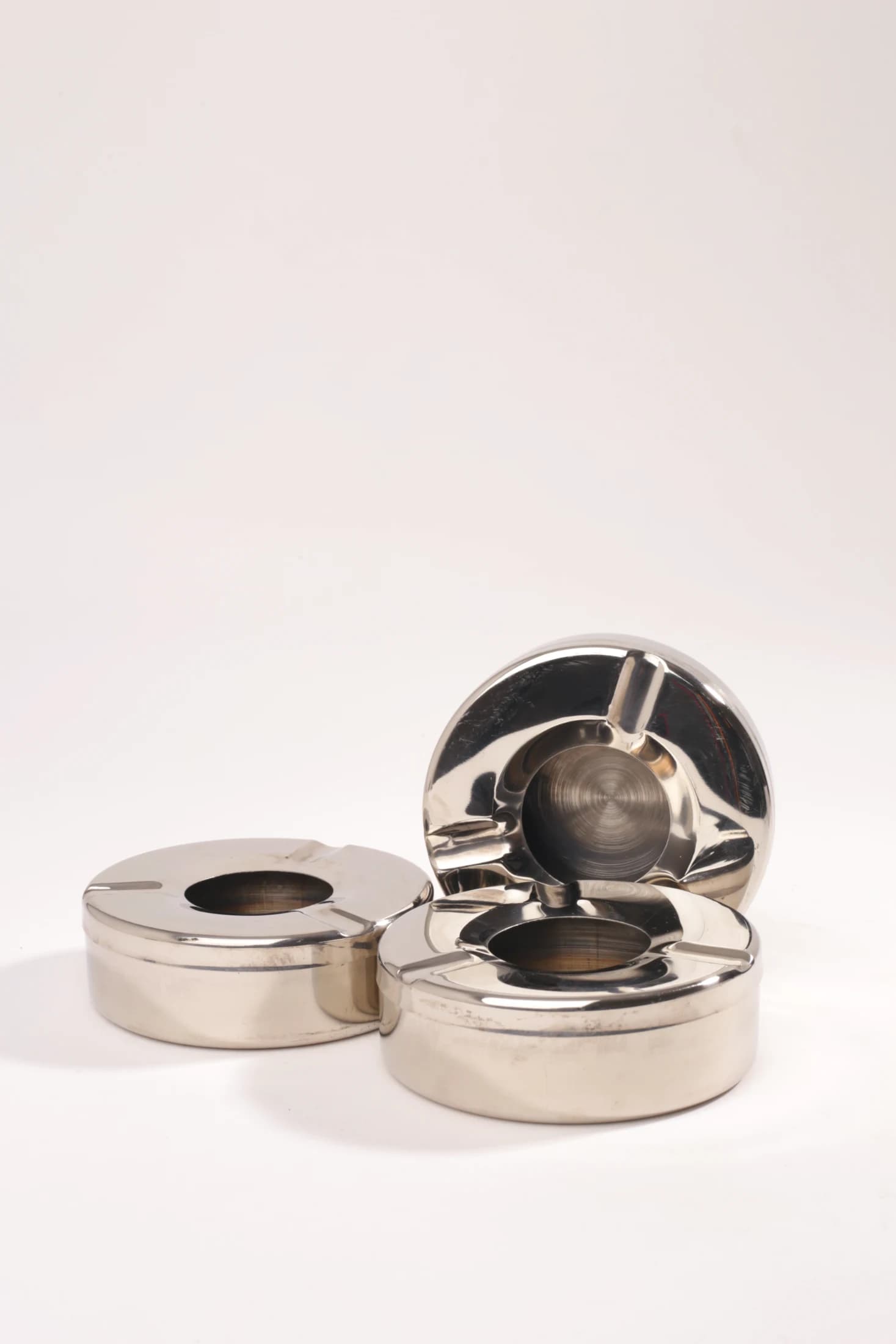Cinzeiro metal un.